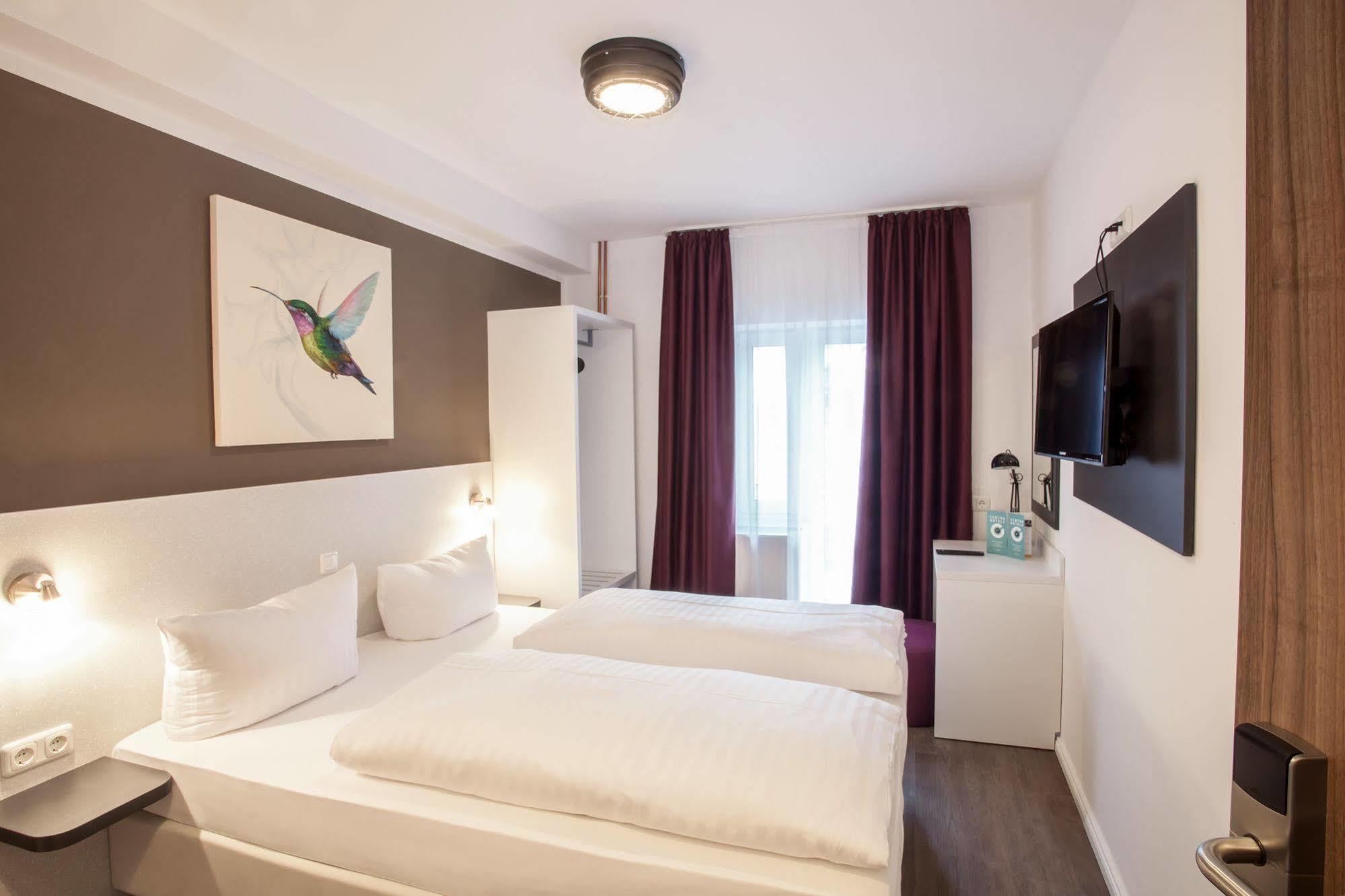 Hotel West Hambourg Extérieur photo